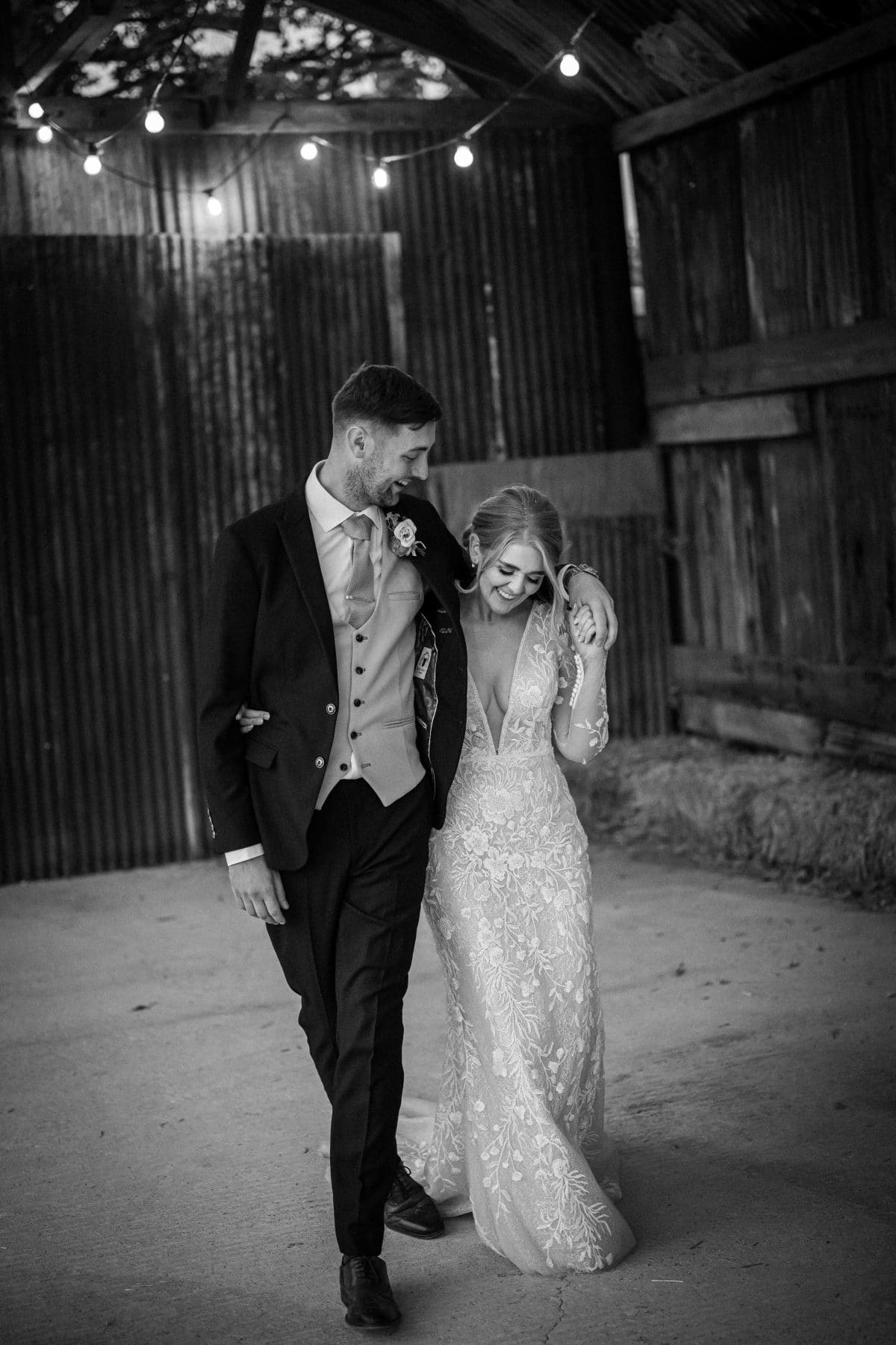 Silchester Farm wedding black and white wedding photo