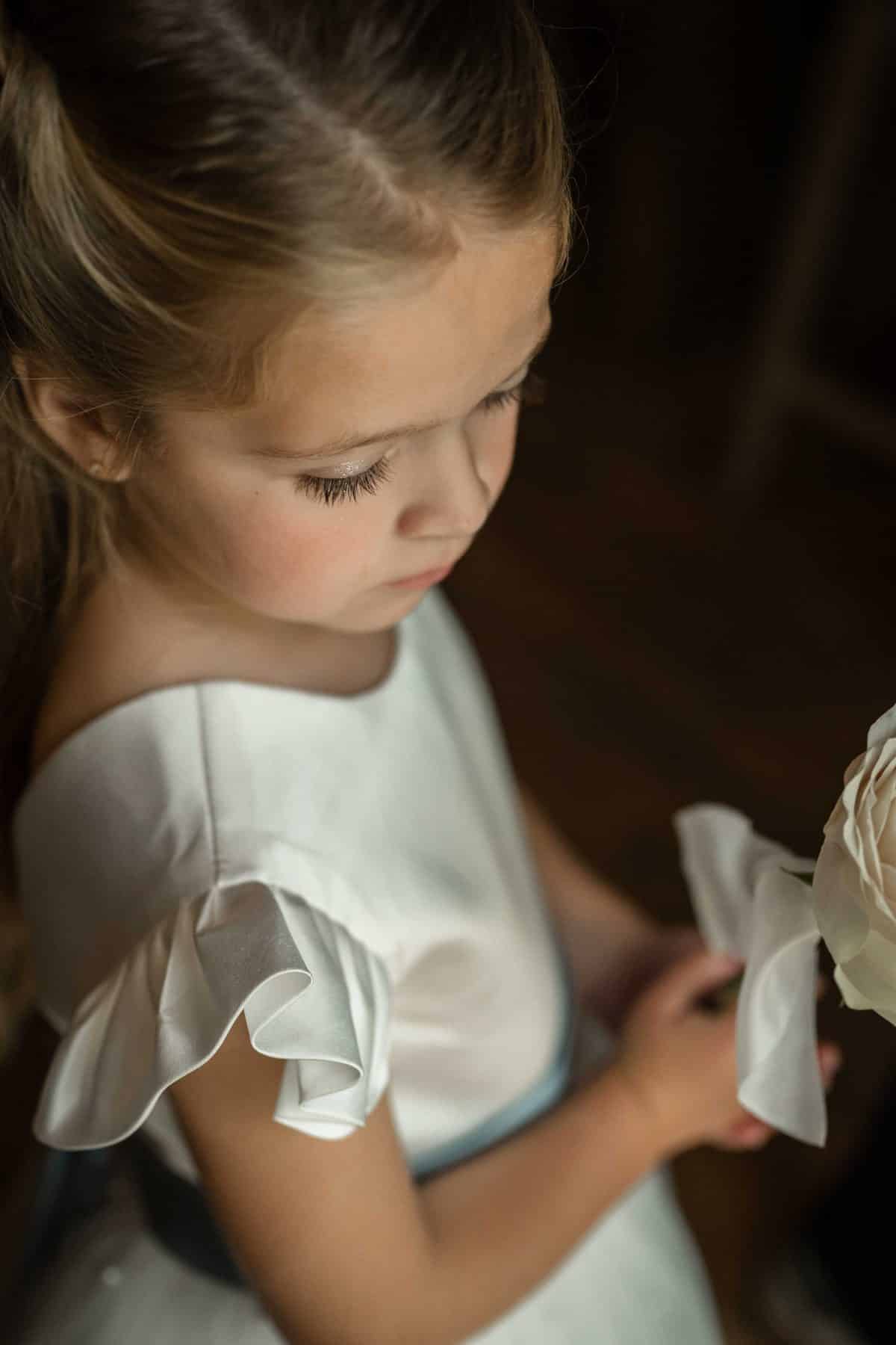 Wedding photos | Children at weddings | Wedding photographer for Silchester Farm in Berkshire, wedding photographer in Hampshire