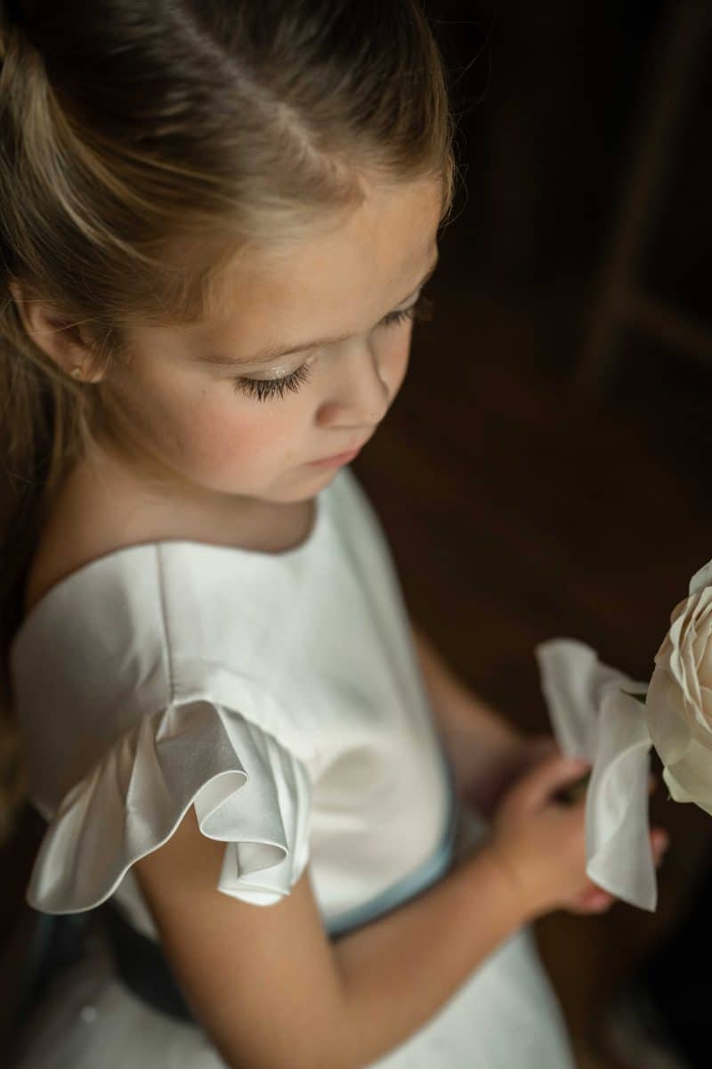 Wedding photos | Children at weddings | Wedding photographer for Silchester Farm in Berkshire, wedding photographer in Hampshire